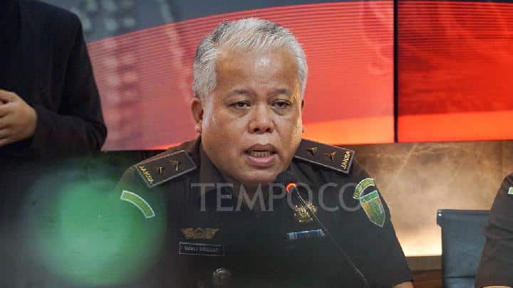 Foto : Kapuspenkum Kejaksaan Agung, Harli Siregar memberikan keterangan pers di Gedung Kejaksaan Agung.